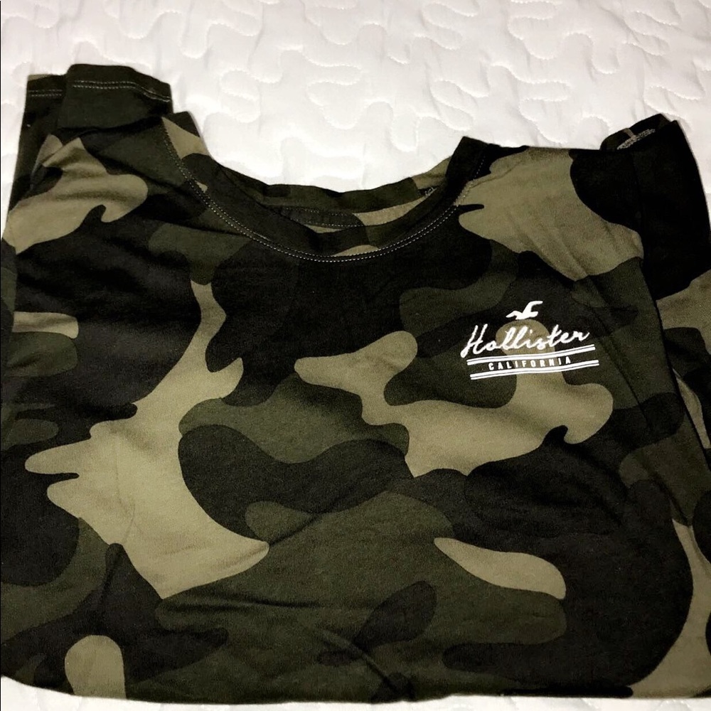 Long sleeve hollister shirt